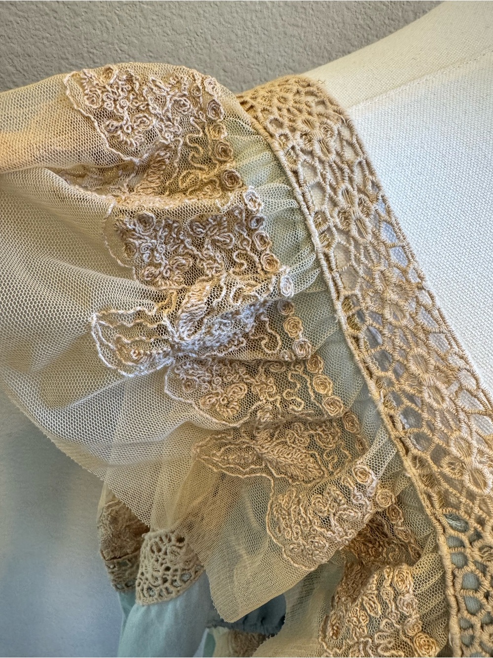 Anthropologie Forever That Girl Ruffled Lace Peplum Top Women’s M Romantic Boho - Picture 6 of 15